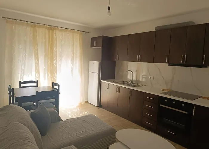 Close To With Balcony Appartamento *